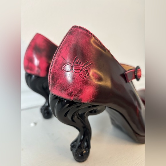 John Fluevog- Women's Burgundy Mary Jane Heels with Sculpted Black Heel - Picture 2 of 10